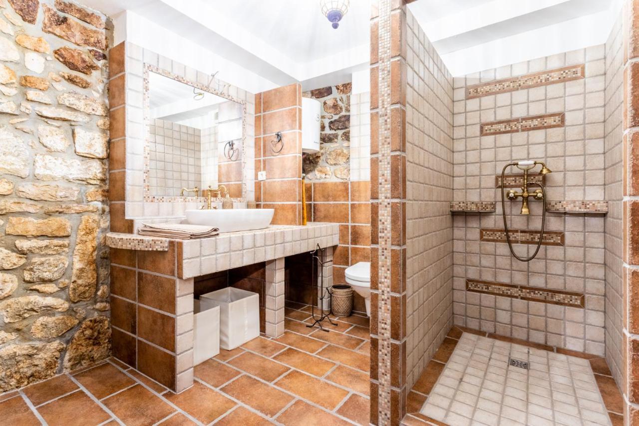 Baška VodaStone House Sridaアパートメント エクステリア 写真